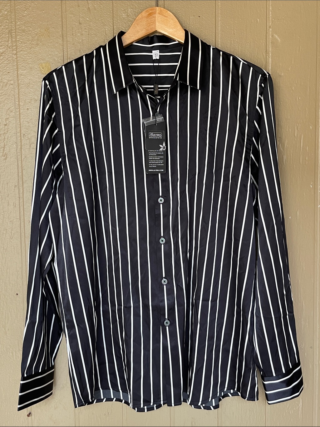 Lily Silk Men's Black Vertical Stripe Button-Up Shirt Size S